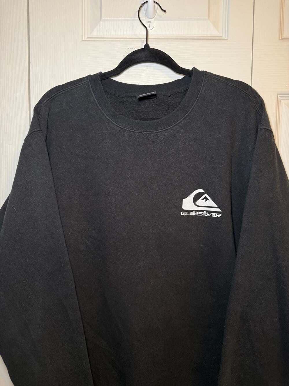 Quiksilver Crewneck Sweatshirt Size XL Black Pullover Fleece Logo Graphic